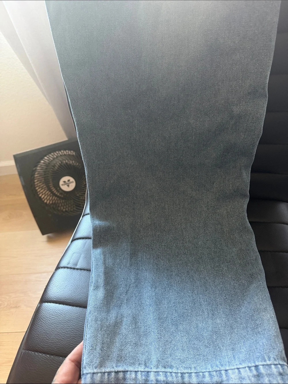 Men's Light Blue Relaxed Denim Jeans